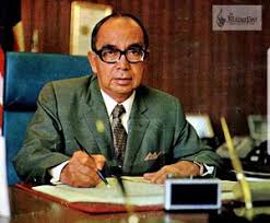 Mulai tahun 1951 hingga 1970 tun abdul razak telah dilantik sebagai timbalan yang di pertua umno dan menganggotai jemaah. Tun Razak 44 Tahun Meninggalkan Kita Namun Jasanya Di Rasai Hingga Ke Hari Ini The Malaya Post