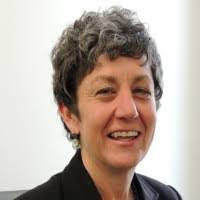 Betsy Eastman's Instagram, Twitter & Facebook