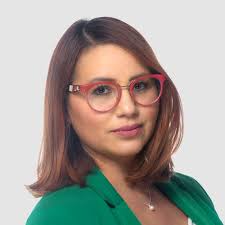 Sherly Ann está “confinada a una silla de ruedas”