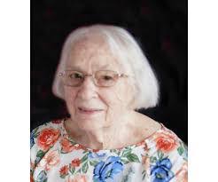 Kelly Keiser's Instagram, Twitter & Facebook