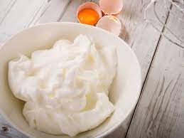 Leading health sites such as women's health released that one large egg has an overall calorie content of 68. Egg Whites Nutrition High In Protein Low In Everything Else