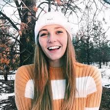 Hallie Beaver's Instagram, Twitter & Facebook