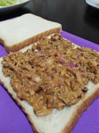 Tetapi kali ini saya ikut cara kak kama yang memang kreatif dalam menyediakan makanan untuk keluarga. Resipi Sandwich Sardin Sedap Juicy Anak Anak Confirm Suka