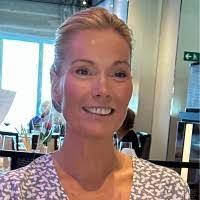 Lilly Green's Instagram, Twitter & Facebook