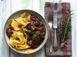 Toskanisches Wildschweinragout Ragu Di Cinghiale S Kuche Wildschweinragout Rezepte Fleisch Gerichte