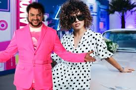 Всё, за что бы он ни брался, превращается в яркое запоминающееся шоу и вызывает бурное обсуждение. Zivert Kirkorov Filipp Nameknul Na Roman S Molodoj Pevicej