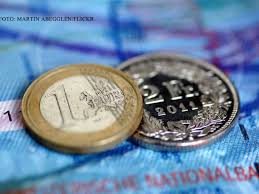 Cotatia publicata de banca nationala a romaniei (bnr) este de 4,4269 lei/franc, mai mica decat cea inregistrata in sedinta precedenta, de 4. Banca Nationala A Anuntat Cursul Valutar Pentru 8 August Francul Elvetian La Cea Mai Mica Valoare Din Ultimele 5 Luni Incont Stirileprotv Ro