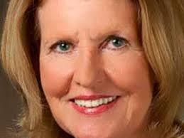 Vicki Russell's Instagram, Twitter & Facebook