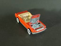 Hot wheels 1982 '65 mustang convertible. 1984 Hot Wheels 65 Mustang Convertible The Race Case
