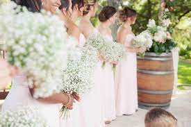 Best latex flowers, this faux flower ivory baby's breath bush is perfect to add to any centerpiece for a sweet detail. 15 Ways To Use Baby S Breath In Wedding Decor