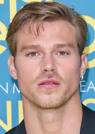 Fan Casting Matthew Noszka as Sean Knox in Simply Irresistible