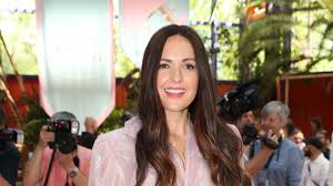 Linda zervakis was born on july 25, 1975 in hamburg, germany. Unkonventionell Johanna Klums Ehemann Nimmt Elternzeit Promiflash De