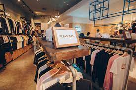 If so, the factory outlet store is your best choice. Major Drop Opens Its Third Outlet In Mid Valley Megamall