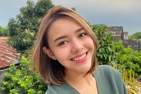 Kumpulan nomor wa artis ikatan cinta asli real terbaru 2021 gimana net. Ibunya Masuk Ruang Icu Amanda Manopo Pantau Lewat Video Call