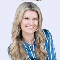 Robin Shear's Instagram, Twitter & Facebook