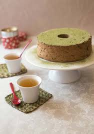 Angel Food Cake Au The Vert Matcha Gateau Des Anges Recette Gateau Des Anges Gateau Au The Matcha Recettes De Cuisine