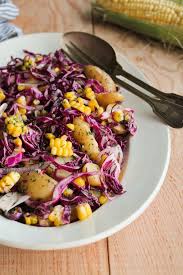 Salade De Chou Rouge Pommes De Terre Et Mais Aime Mange Recette Salade Chou Rouge Salade De Chou Chou Rouge