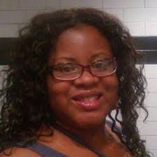 Ebony Mann (@MIZPEACHES83)