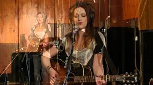 Dancing in the dark' запись закреплена. Amy Macdonald Dancing In The Dark Live At Music Feeds Studio Youtube