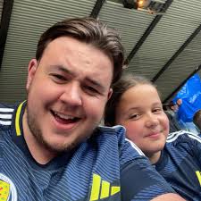 Hi all I am look for a DJ for 21th birthday party Friday night because  people let me down last minute