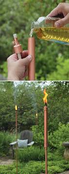 Diy Tiki Torches Light Your Garden Diy Gartenbau Gartenfackel Und Hinterhof
