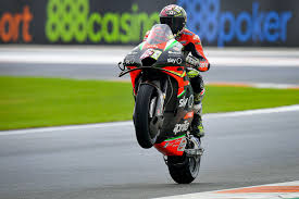 How family can be a key to success in racing | last on the brakes podcast. Motogp Valencia Grid Strafe Fur Aleix Espargaro