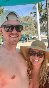 Claudia Epperson's Instagram, Twitter & Facebook