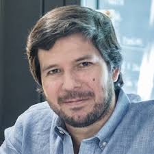 Gabriela Ybarra in conversation with Renato Cisneros