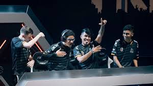 Alice e o chapeleiro chegaram botando banca no ff, hein? Free Fire Black Dragons E A Grande Campea Da C O P A Ff Combo Infinito
