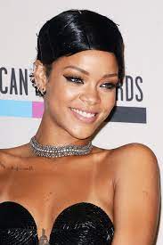 Rihanna S Best Ever Hairstyles A Timeline Rihanna Hairstyles Hair Styles Boring Hair