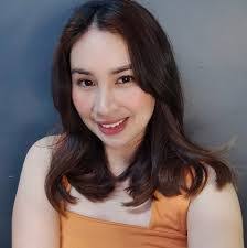 Lea Ramirez's Instagram, Twitter & Facebook