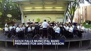 The cheapest way to get from sioux falls to rapid city costs only $41, and the quickest way takes just 5 hours. Sioux Falls Municipal Band Prepares For First Concert Of The Summer