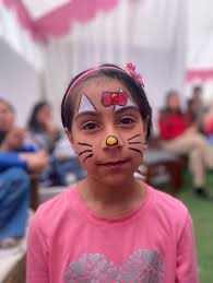 Pinta caritas del finde semana en el cumpleaños de trinidad 🥰💗✨