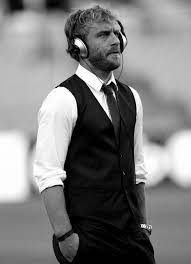 İtalyan futbolunun efsane isimlerinden daniele de rossi, hastaneye kaldırıldı. Daniel De Rossi Soccer Players Football Is Life Daniele De Rossi
