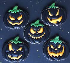 Here Are A Few Sets I Ve Done In The Past If You D Like One Of These Sets Then Refer To Th Jack O Lantern Cookies Halloween Baking Halloween Cookies Decorated