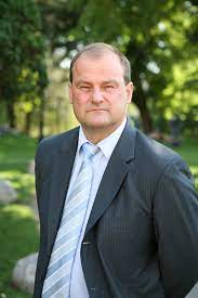 He took the german championship title in 2009/10, 2012/13, 2013/14, 2014/15, 2015/16, 2016/17, 2017/18, 2018/19 and 2019/20 while. Thomas Muller Wikidata