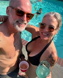 Cindy Holcomb Upshaw‎‏