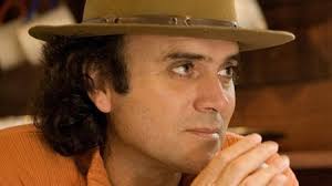 Avião particular de Almir Sater é roubado em circunstâncias misteriosas