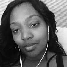 Crystal McMichael (@simplyblessed15)