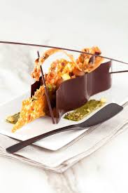 Dessert Chocolat Nougatine Et Fruits Secs Philippe Bertrand Et Martin Diez Fancy Desserts Gourmet Chocolate Delicious Desserts