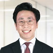 Ian Tai's Instagram, Twitter & Facebook