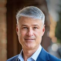 1300+ "Cruce" profiles