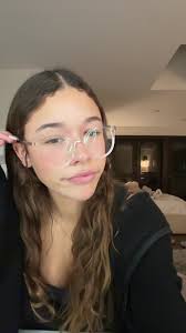 Gabriella Rose's Engaging Song Interpretations