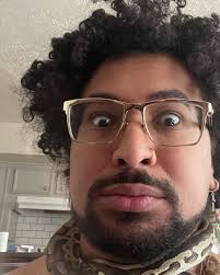 I'm the snake and guitar guy 🐍🎸