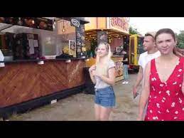 Cei mari si cei mici sunt asteptati in parcul rozelor sa ia parte la o calatorie culinara in jurul lumii. Turul Street Food Festival Din TimiÈoara 2019 DegustÄm Ro Youtube
