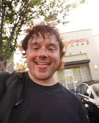 Andrew Coleman Smith (@andrewcolesmith) • Instagram photos and videos