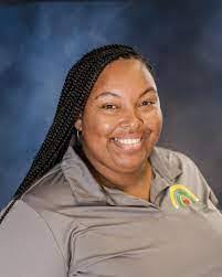 Farrah Benoit's Instagram, Twitter & Facebook