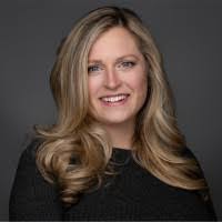 Danielle Palmieri's Instagram, Twitter & Facebook