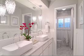 Cote De Texas Total Renovation For A 1960 S Houston Ranchburger White Marble Bathrooms Beautiful Bathrooms Bathroom Design