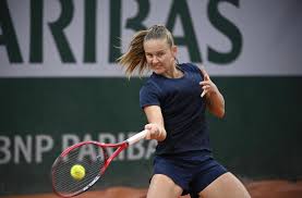 Get the latest player stats on fiona ferro including her videos, highlights, and more at the official women's tennis association website. Roland Garros Fiona Ferro Has Found The Recipe Archyde